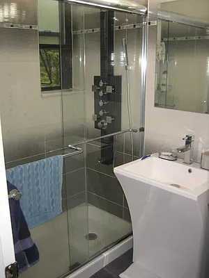 Sold by Big Apple Homes Realty | media 23