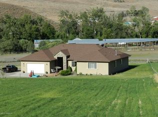 14200 N Wenas Rd, Selah, WA 98942