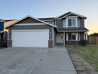 216 N Chinook St, Moxee, WA, 98936