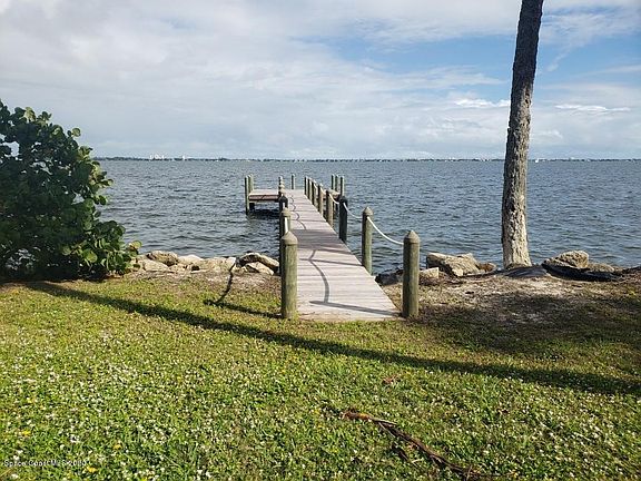 5th image of 1181 Sunny Point Dr
