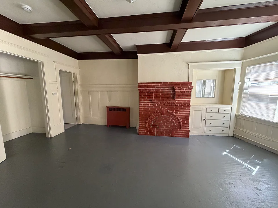 1736 23rd Ave #8