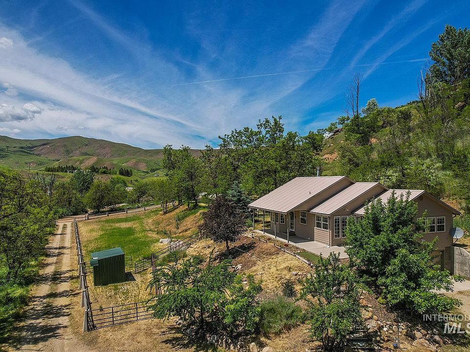 3 Branch Rd, Horseshoe Bend, ID 83629 Zillow
