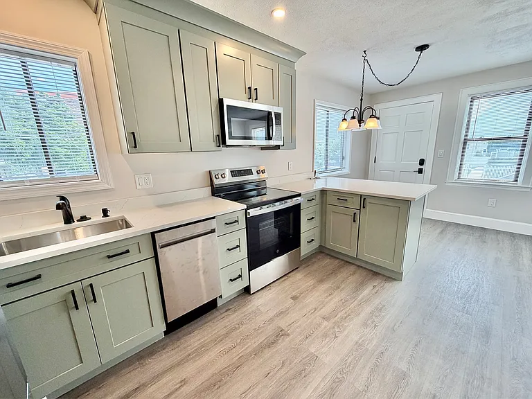 11 Highland Ave #A — Photo 9