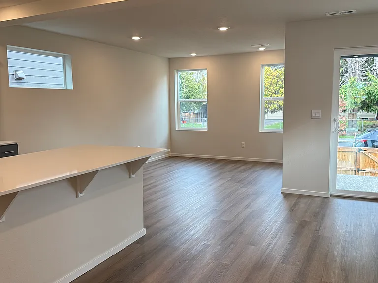 5401 NE 66th Pl — Photo 27