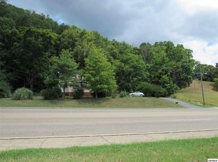 3141 Teaster Ln, Pigeon Forge, TN 37863