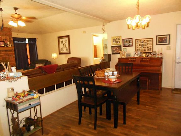 3rd image of 319 Knoll Forest Dr