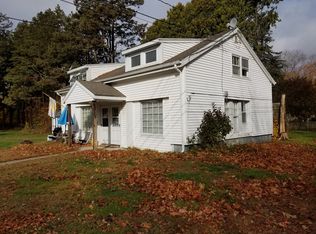 9 Library Ln #B, Gales Ferry, CT 06335