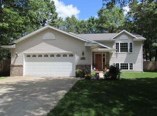 708 Rangeline Rd, Mosinee, WI 54455