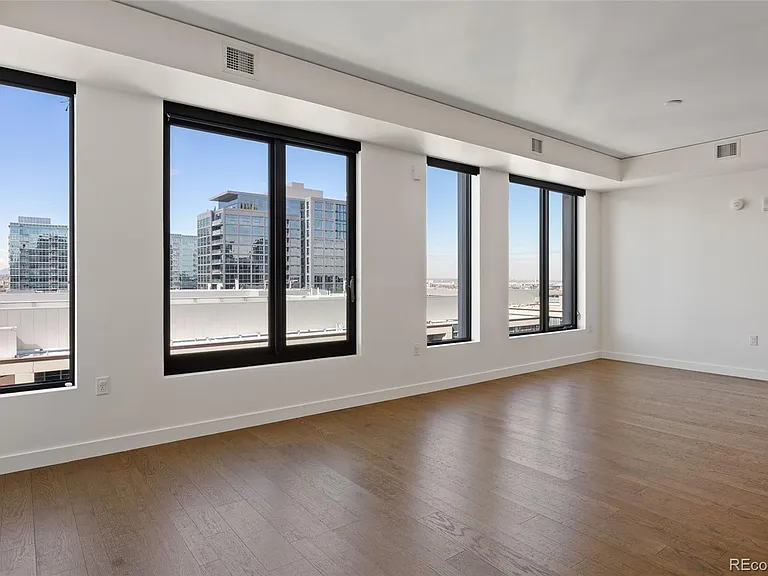 1750 Wewatta St #1609 — Photo 11