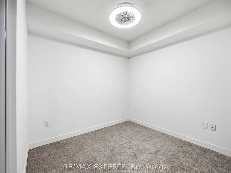 4010 Eglinton Ave W #320 — Photo 23