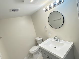 100 Wendell Ave #4, Pittsfield, MA 01201