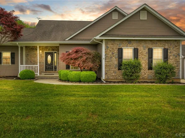 1258 Eastham Rd, Bumpass, VA 23024