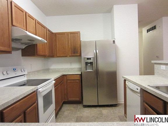 5th image of 9310 Forest Glen Dr