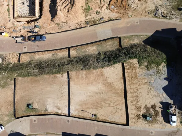 28 Cardona Dr, Westlake, TX 76262