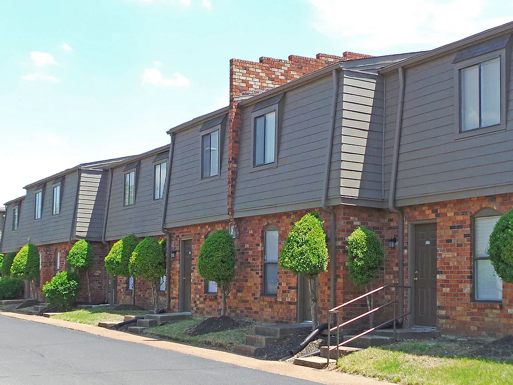 Mill Creek Apartments — Photo 2