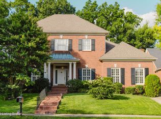 215 Coralberry Rd, Louisville, KY 40207