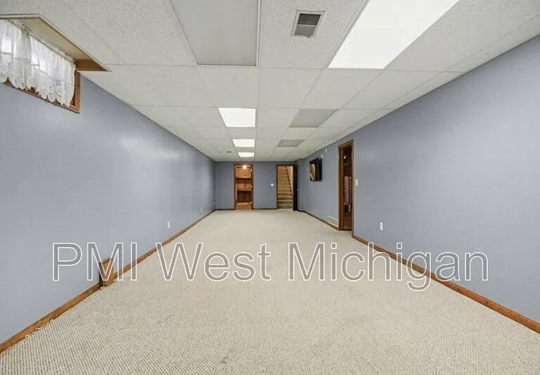 6593 Crownpointe Dr SW — Photo 18