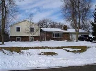 2838 Riva Ridge Cir, Cottage Grove, WI 53527
