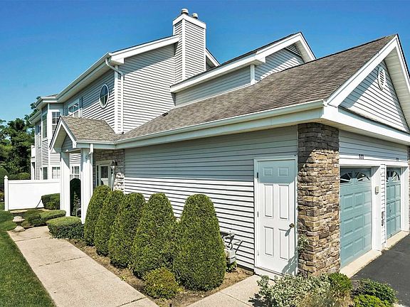 5th image of 533 Highland Ct