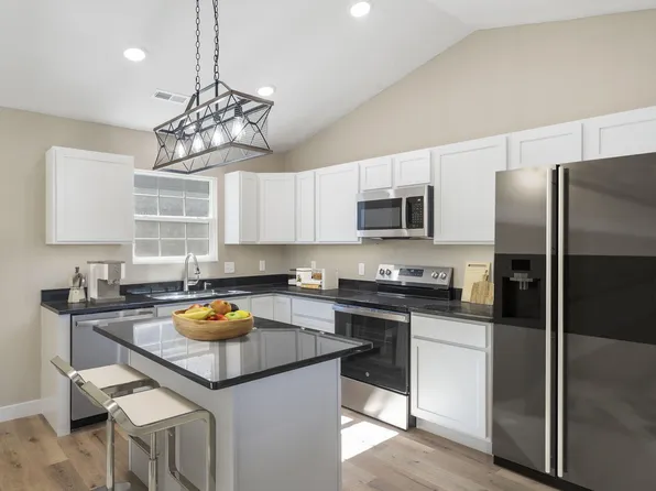 2783 Maple Street, Hollister, MO 65672