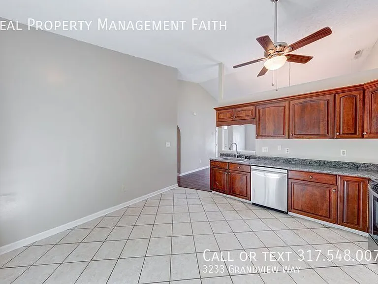 3233 Grandview Way — Photo 9