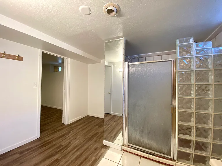1310 S Newton St — Photo 21