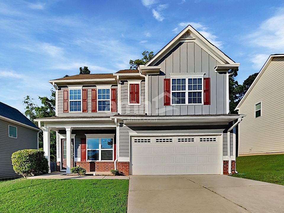1st image of 908 Pine Ln