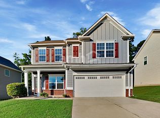 908 Pine Ln, Lawrenceville, GA