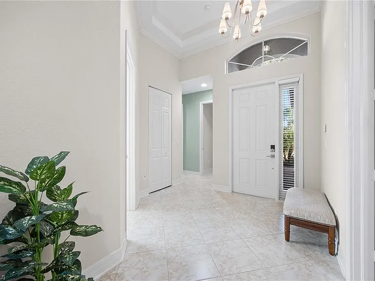 6542 Marbella Dr — Photo 4