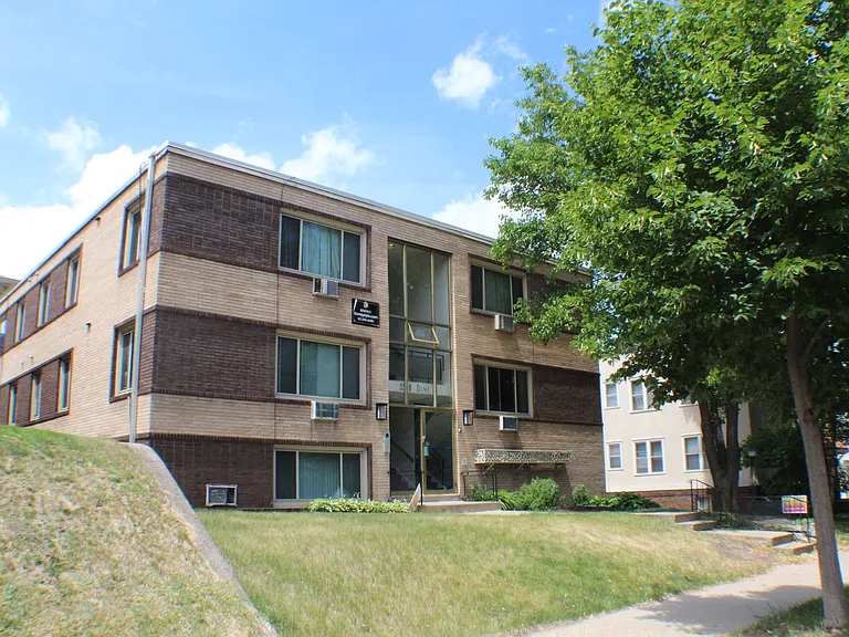3508 Colfax Ave S — Photo 13