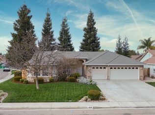 3820 E Center Ave, Visalia, CA 93292