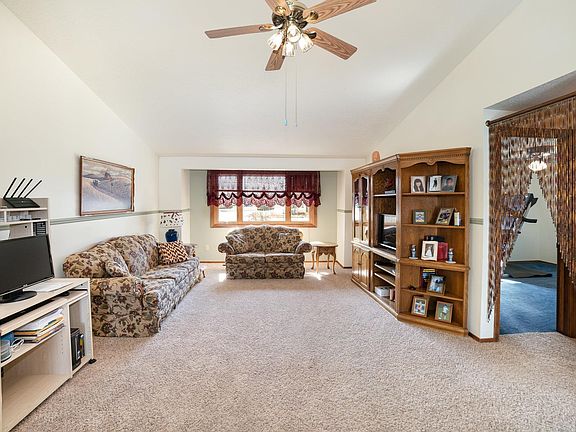 3rd image of 525 Norton Gibbs Dr