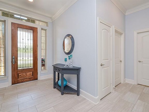 5th image of 24210 Olivara Ln