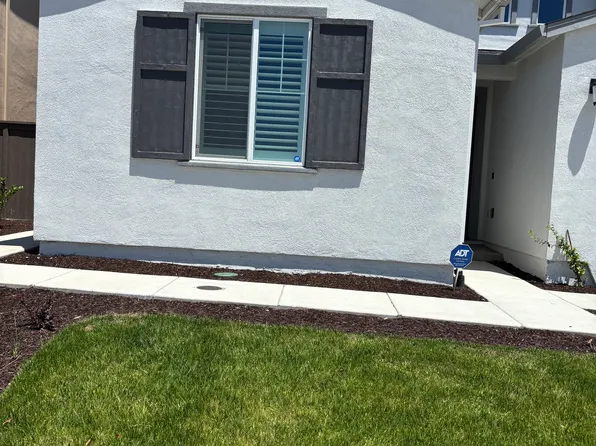 3913 Sunset Harbor Ave, Sacramento, CA 95835