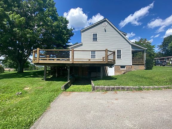 4th image of 126 Skylark Ln