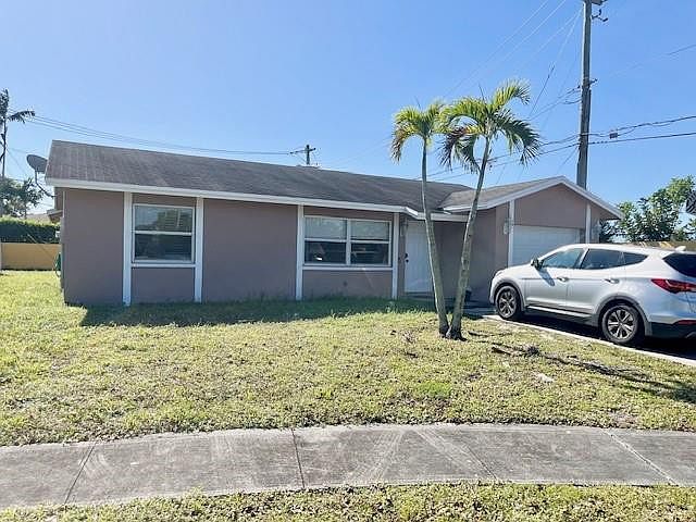 2nd image of 396 NW 16th Court