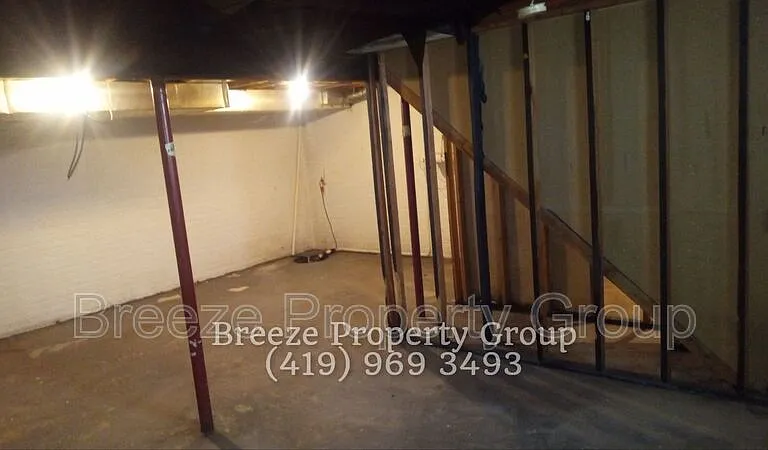 1449 N Superior St — Photo 10
