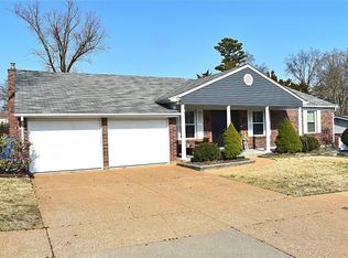 4811 Broad Oak Dr, Saint Louis, MO