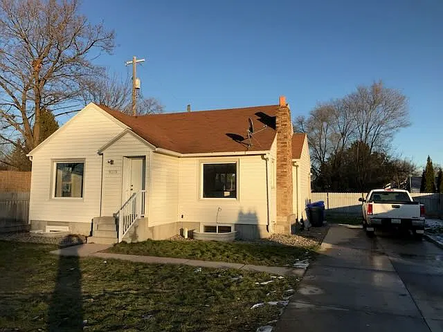 4 bed, 2106 sqft, $2,500 — Photo 1