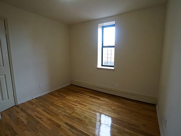 4th image of 200-206 Marcy Pl #6J