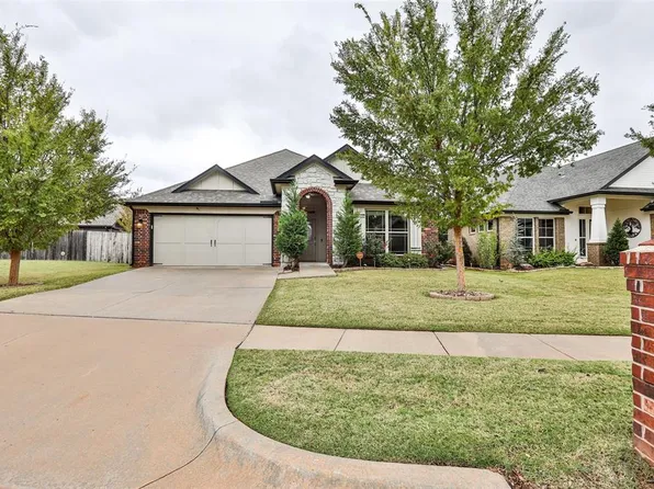 3517 Mount Mitchell Ln, Norman, OK 73069