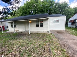 1422 Teanaway Ln, Houston, TX 77029