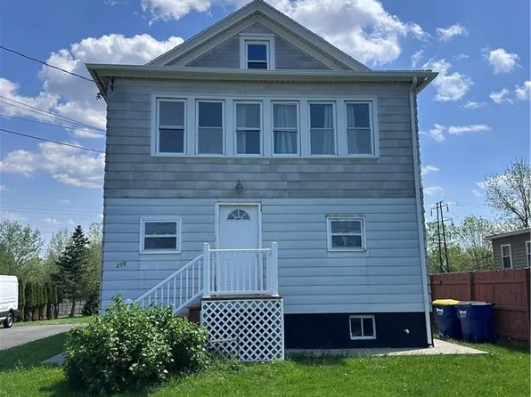 215 Horan Rd, Syracuse, NY 13209