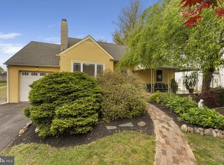 328 Clear Spring Rd, Lansdale, PA 19446