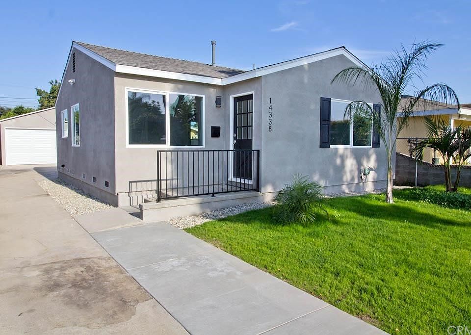 1st image of 14338 Ibex Ave