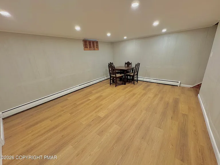 1111 Hillcrest Dr — Photo 23