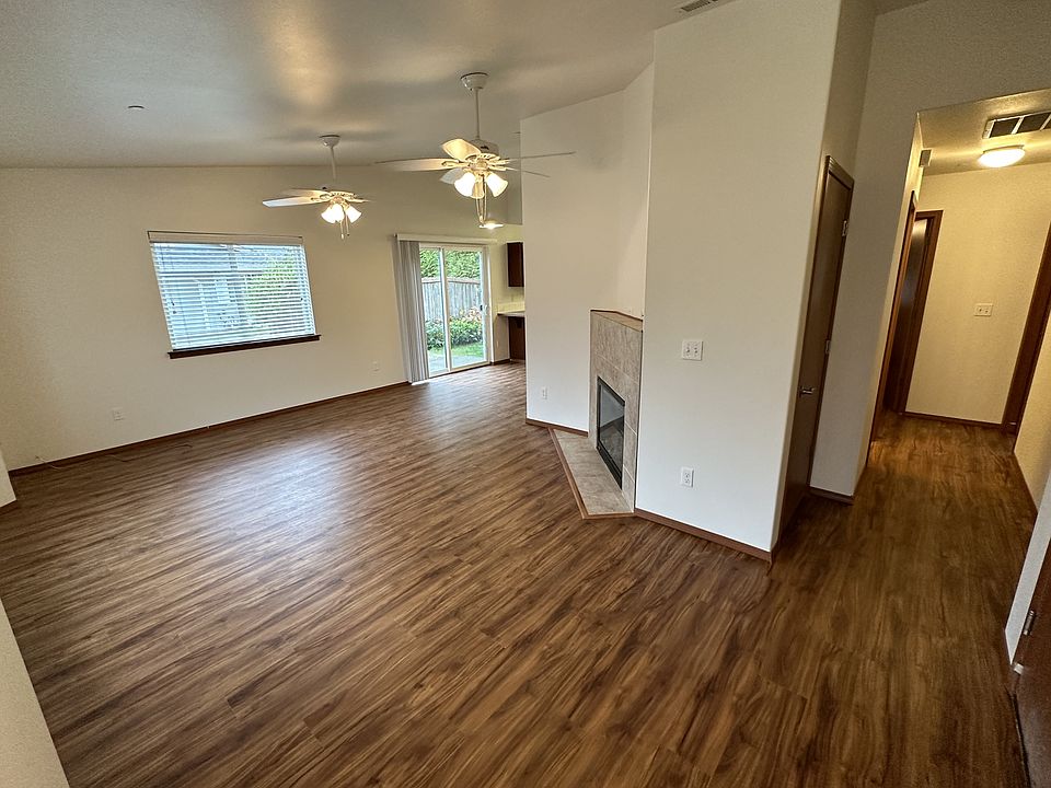 1st image of 7009 To 7011 180th Ave E #7011