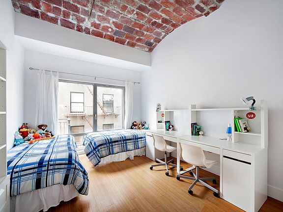 5th image of 140 W 124th St APT 4A