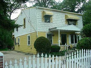 1st image of 38 Chestnut St