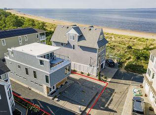 218 Johnson Pl, Port Monmouth, NJ 07758
